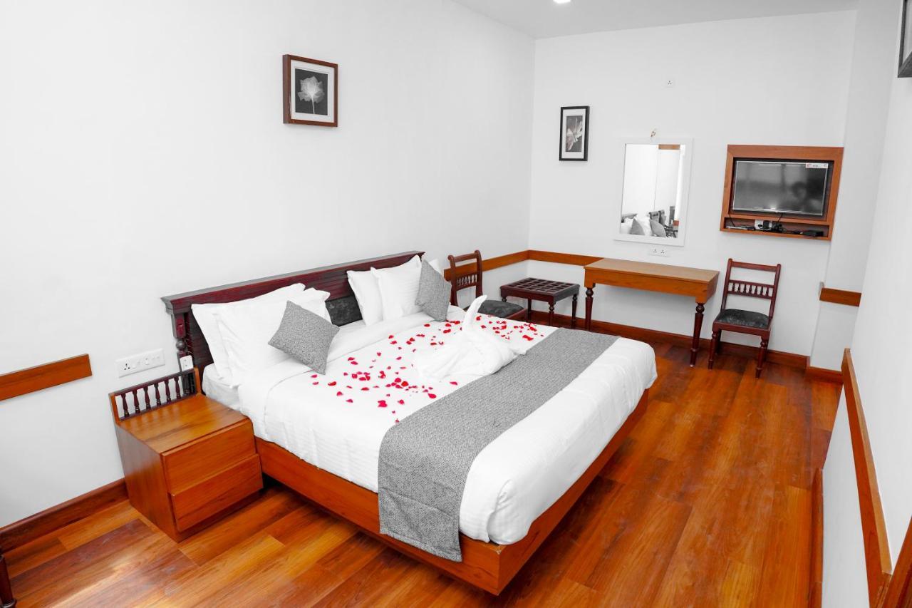 Mpsroyalsuites Perintalmanna Dış mekan fotoğraf