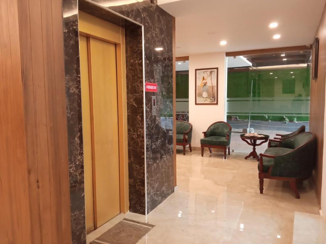 Mpsroyalsuites Perintalmanna Dış mekan fotoğraf